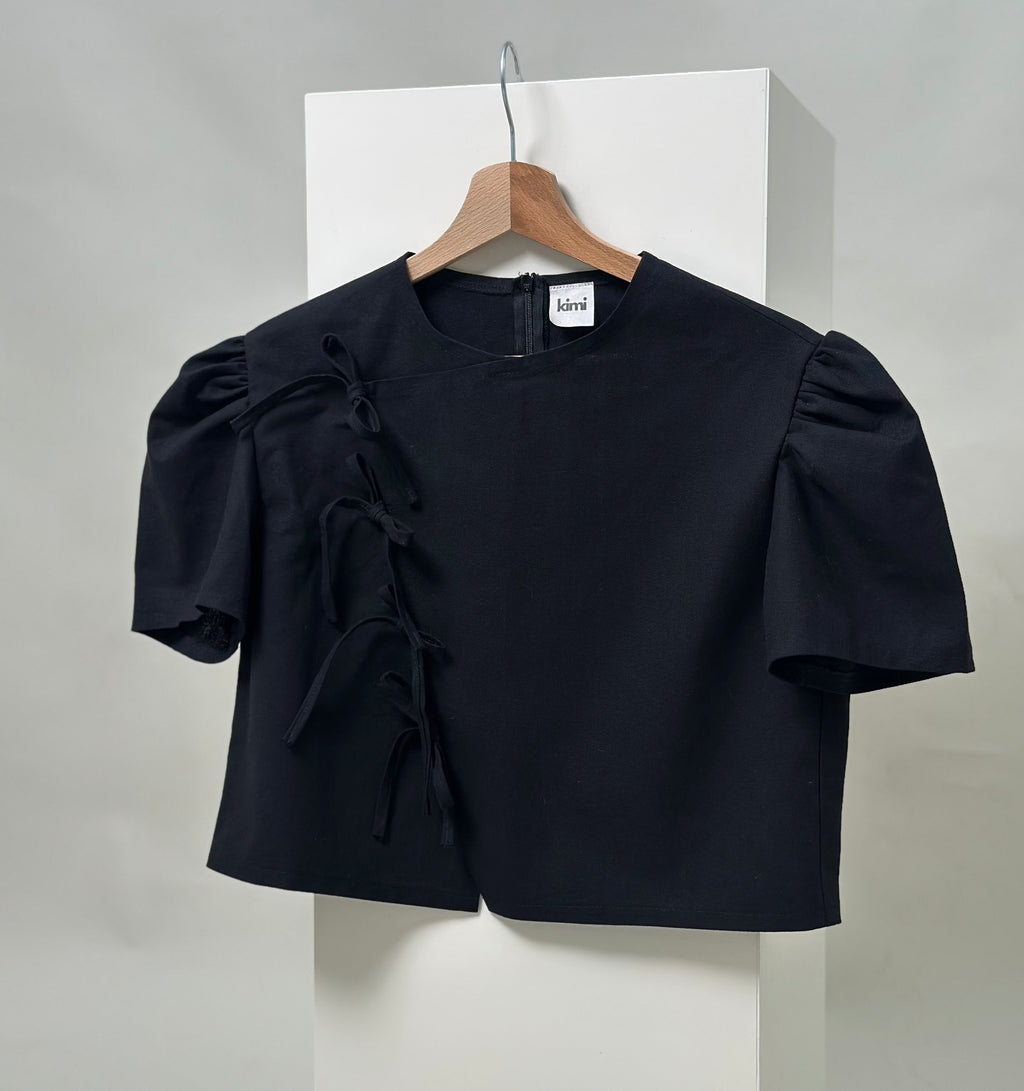 Chihiro top